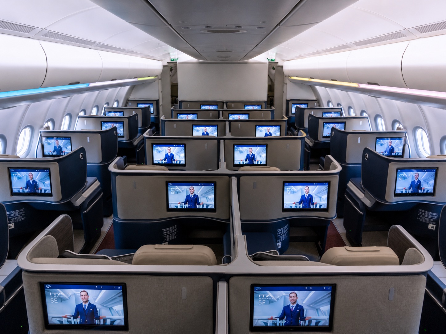 ITA Airways review — lie-flat Business Class seat on the Airbus A350